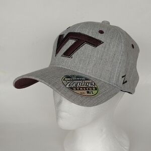 NEW Zephyr Virginia Tech Hokies Gray Flex Fit M/L Curved Bill Hat Cap. Size-M/L